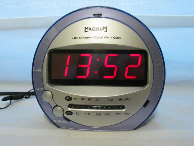 Magnum CR330 clockradio